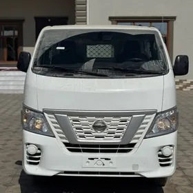 Nissan Urvan 2023