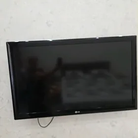 телевизор LG.