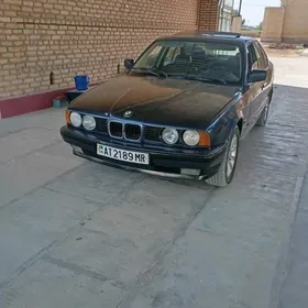 BMW E34 1989