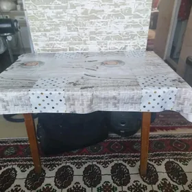 Стол
