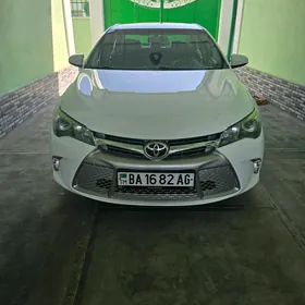 Toyota Camry 2017