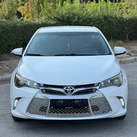 Toyota Camry 2015