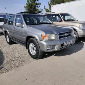 Nissan Pathfinder 2001