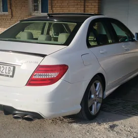 Mercedes-Benz C350 2010