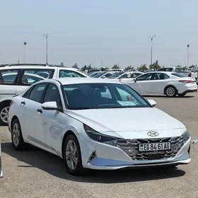 Hyundai Elantra 2021