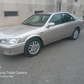 Toyota Camry 2000