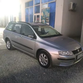 Fiat Albea 2004