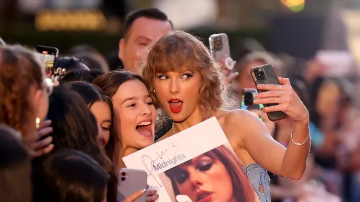Teýlor Swiftiň entek çykmadyk albomy Spotify-da rekord goýdy