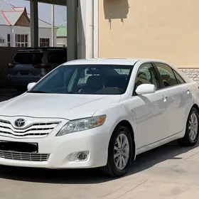 Toyota Camry 2010