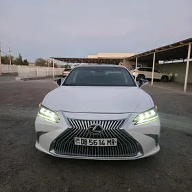 Lexus ES 350 2019
