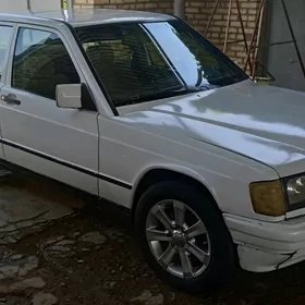 Mercedes-Benz 190E 1989