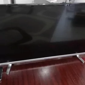 телевизор "Hisense"