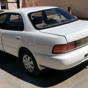 Toyota Camry 1991
