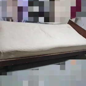 кровати 2шт,и шифонер