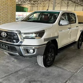 Toyota Hilux 2025