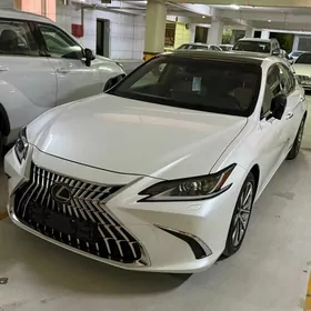 Lexus ES 350 2023