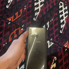 Samsung A30
