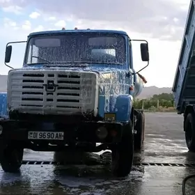 Zil 133 1997