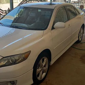 Toyota Camry 2011