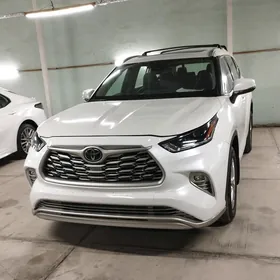Toyota Highlander 2022