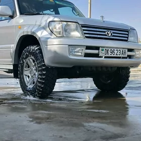 Toyota Land Cruiser Prado 2002