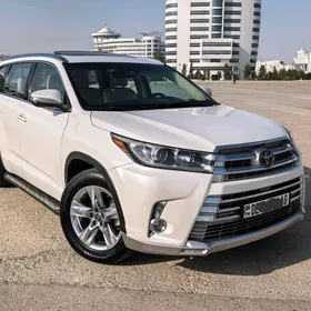 Toyota Highlander 2018