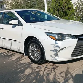 Toyota Camry 2017