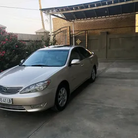 Toyota Camry 2005
