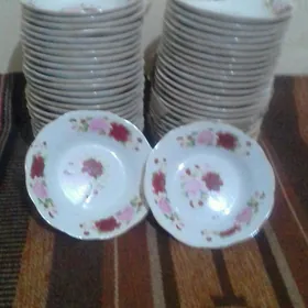 Тарелки