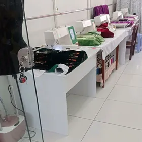 Işgär gözleýän