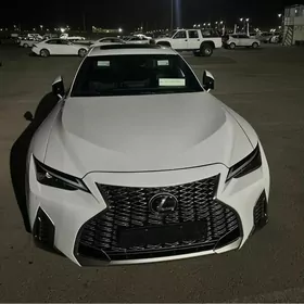 Lexus IS 350 2022