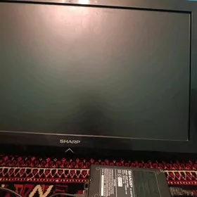 Telewizor ŞHARP.