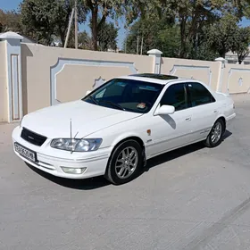 Toyota Camry 2001