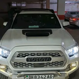 Toyota Tacoma 2021