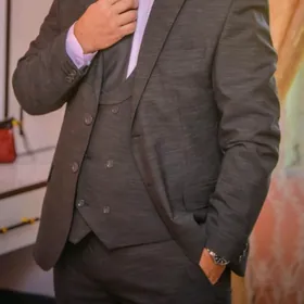 Kostyum bryuk