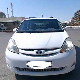 Toyota Sienna 2005
