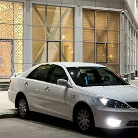 Toyota Camry 2003