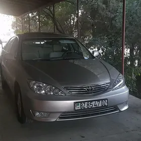 Toyota Camry 2004