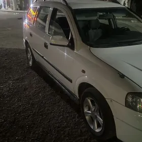 Opel Astra 1998