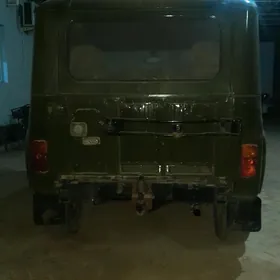 UAZ 469 1990