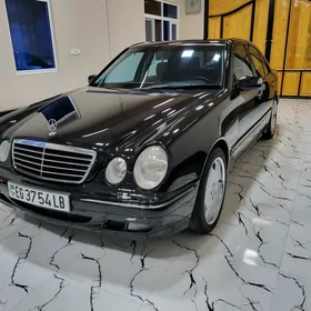 Mercedes-Benz E320 2002