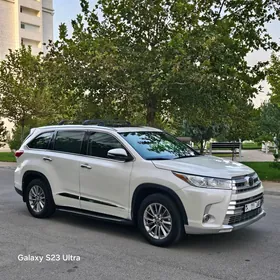 Toyota Highlander 2017