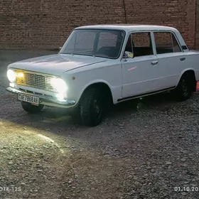 Lada 2104 1985