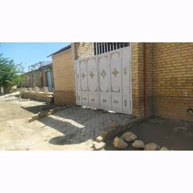 Kerki köne ayrapot yanynda