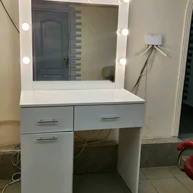 Salon ayna cyraly