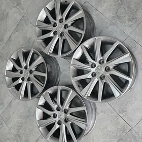 lexus r17. 2021 madel