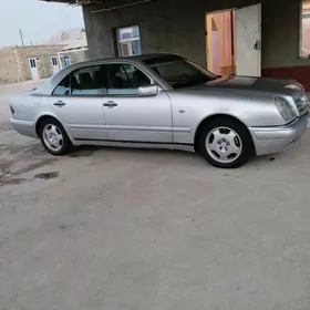 Mercedes-Benz 230E 1999