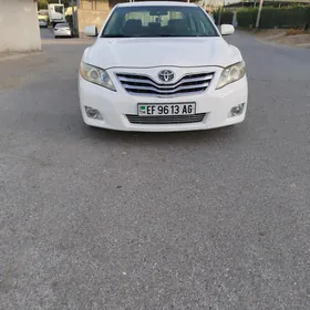 Toyota Camry 2010