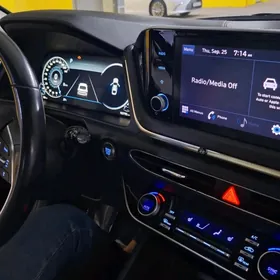 Hyundai Sonata 2022