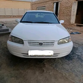 Toyota Camry 1998